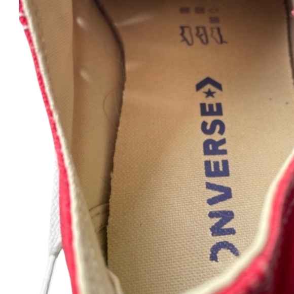 Converse Red Canvas Sneakers Runners Trendy Shoe Women's 8 - Picture 5 of 7
